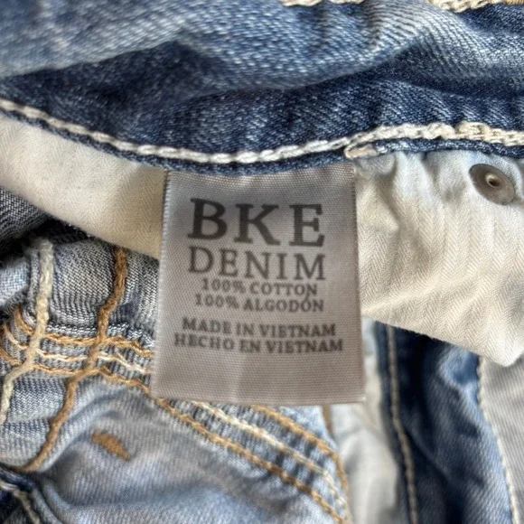 BKE Carter Straight Leg Jeans Mens 32x33 Light Wash Distressed Blue Denim - Picture 6 of 13